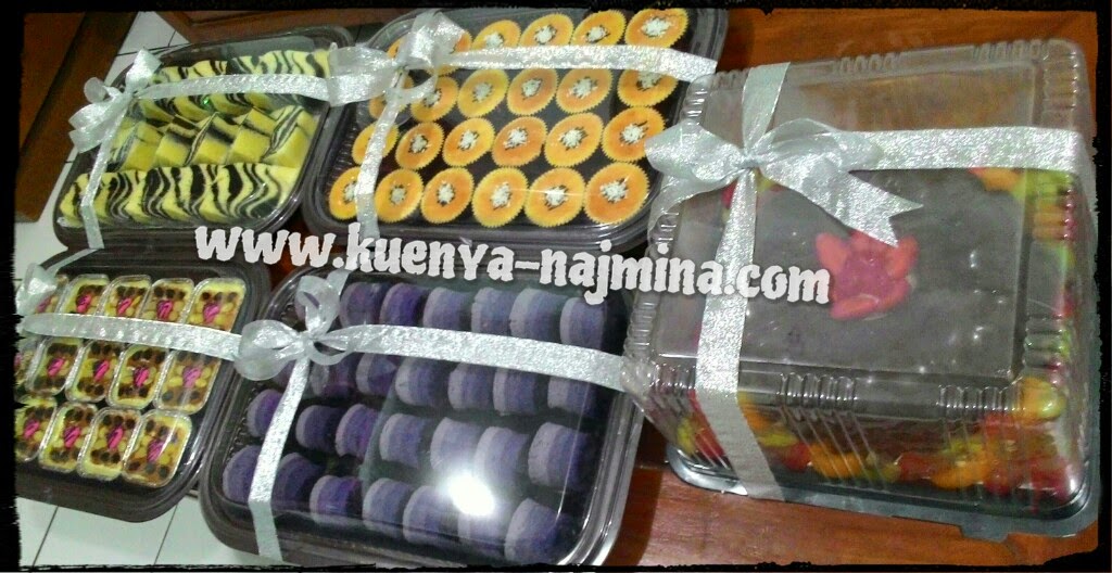 Kuenya Najmina com Kue  Balasan Hantaran  Lamaran 