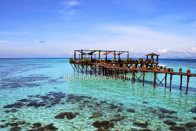 Sun deck at Kapalai Island