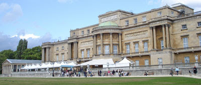 the back of Buckingham Palace