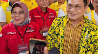 Pakai Jaket Kuning "Limited Edition",  Hanan Rozak Ikut Seleksi Cagub di Kantor PDIP