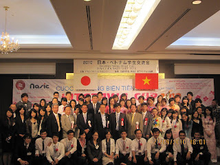 Impression of a cultural exchange trip students of Vietnam - Japan in 2010