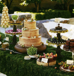 Rustic White Wedding Cake - Rustic Wedding Chic