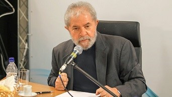 Lula deve virar ministro. 