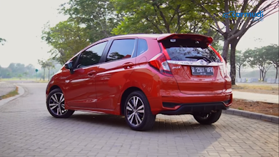 Review Harga Dan Juga Spesifikasi lengkap Honda Jazz RS