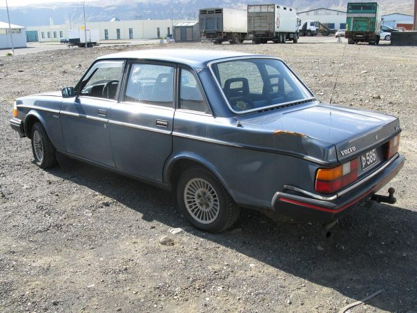 5 21 11 The 1985 Volvo 244 GL full of class style and all the manly 