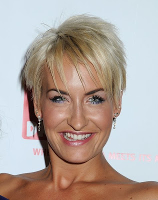 most short hairstyles for women over 40