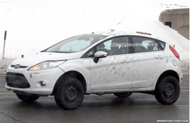 2012 Ford Fiesta Crossover