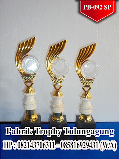 Sedia Trophy Plastik