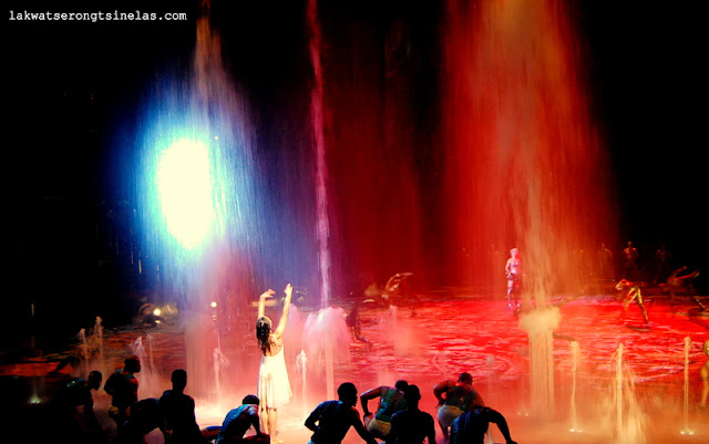 MACAU | MESMERIZED AT THE HOUSE OF DANCING WATER SHOW 