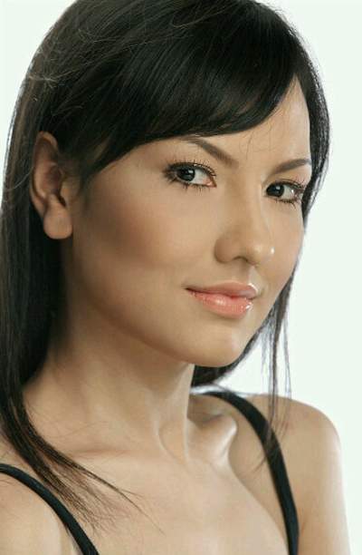 Cantik Dan Seksinya Model Uwi Jasmine [foto] [ www.BlogApaAja.com ]