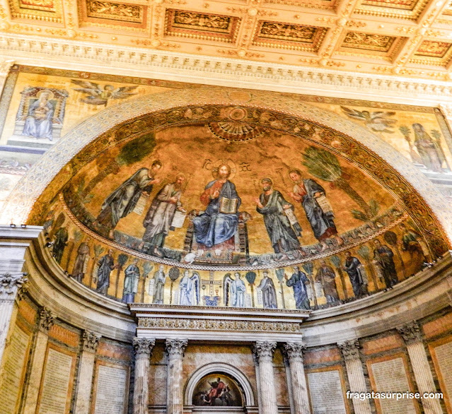 Mosaico bizantino na Basílica de São Paulo Extramuros em Roma