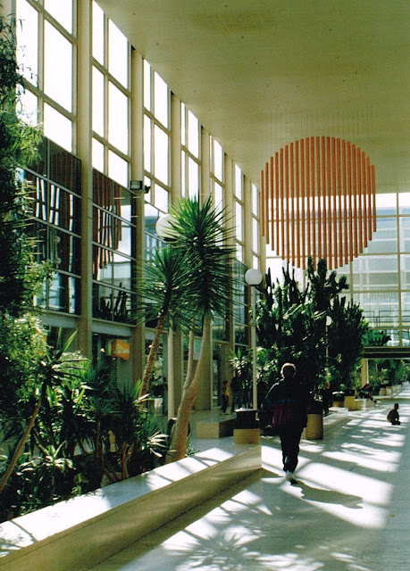 suspended sculpture, art in shopping centre