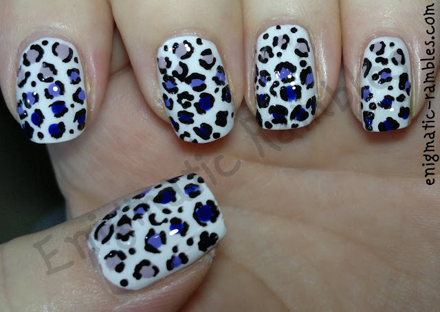 cute-polish-inspired-ombre-animal-print-nails-freehand-leopard-purple-barry-m-indigo-sally-hansen-lavender-cloud-delphinium-wah-models-own-nail-art-pen-black-color-club-puccilicious