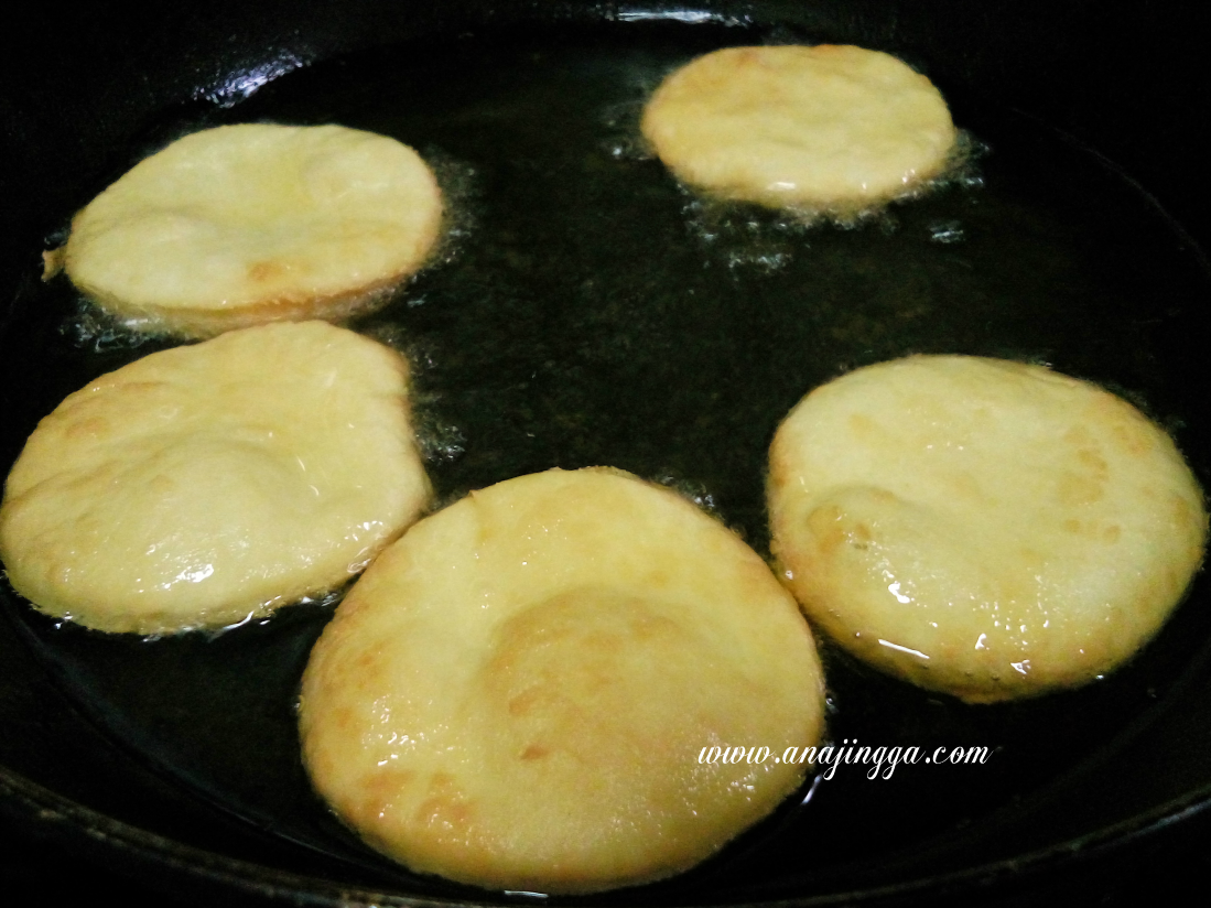 Menu Petang Roti Puri Cicah Sambal Sardin