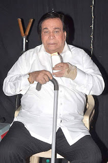 Biography of Kader Khan - डायलॉग किंग कादर ख़ान की पूरी कहानी एवं फिल्मी सफर और डॉयलाग।