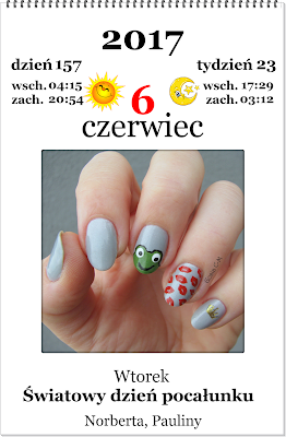 http://www.nailpolis.com/artworks/gosia-prince-frog