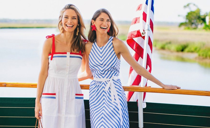  4th of July: Statement Pieces for Every Chic Woman