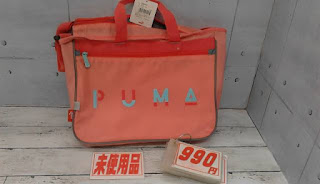 未使用品　ＰＵＭＡ　ピンク　ショルダーバッグ　９９０円