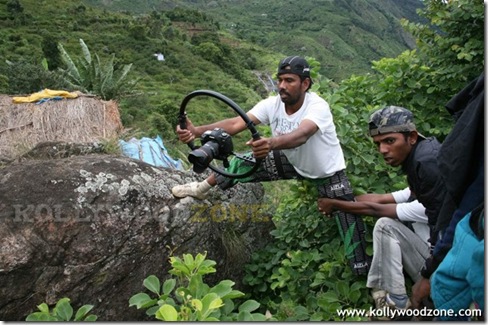 Sanikizhamai_Sayangalam_5_Mani_Movie_Stills_58