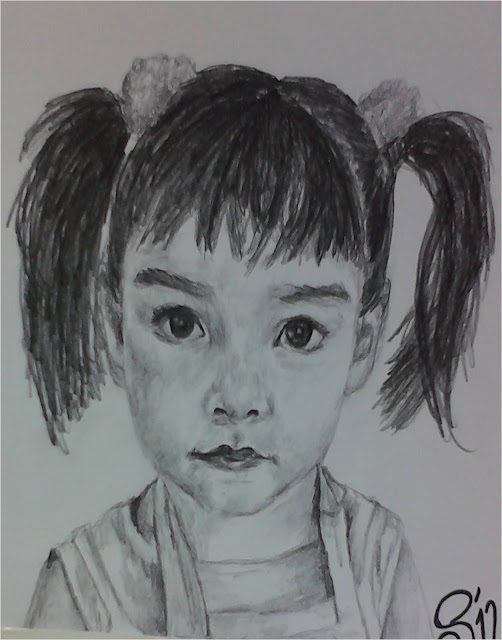 RETRATO NIÑA LAPIZ