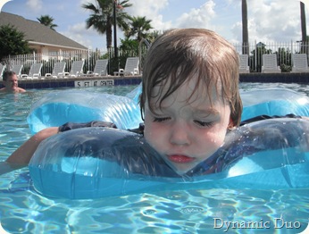 rals hanging in his floater (2)