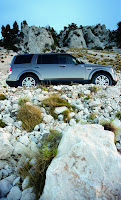 2010 Land Rover Discovery 4 - LR4: New Looks, Better Handling and new 245HP V6 Diesel 