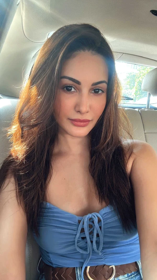 amyra dastur cleavage selfie hot indian actress