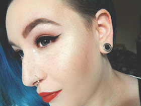 Low-key glam everyday makeup guide