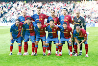 F. C. BARCELONA. Temporada 2008-09 Gudjohnsen, Piqué, Márquez, Busquets, Víctor Valdés. Leo Messi, Córcoles, Pedro, Víctor Vázquez, Dani Alves y Henry. HIBERNIAN F. C. 0 🆚 F. C. BARCELONA 6 Jueves 24/07/2008. Partido amistoso. Edimburgo, Escocia, Reino Unido, Murrayfield: 23.090 espectadores. GOLES: ⚽0-1: 5’, Gudjohnsen. ⚽0-2: 16’, Messi. ⚽0-3: 18’, Gudjohnsen. ⚽0-4: 28’, Pedro. ⚽0-5: 49’, Bojan. ⚽0-6: Touré Yaya.