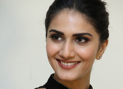 VAANI KAPOOR HD AND LATEST PHOTOS  36