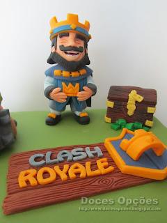 rei Clash Royale bolo aniversário