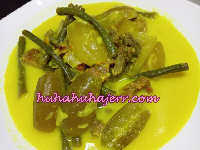 Masak Lemak Cli Api Daging Pekasam Bersama Kacang Panjang 