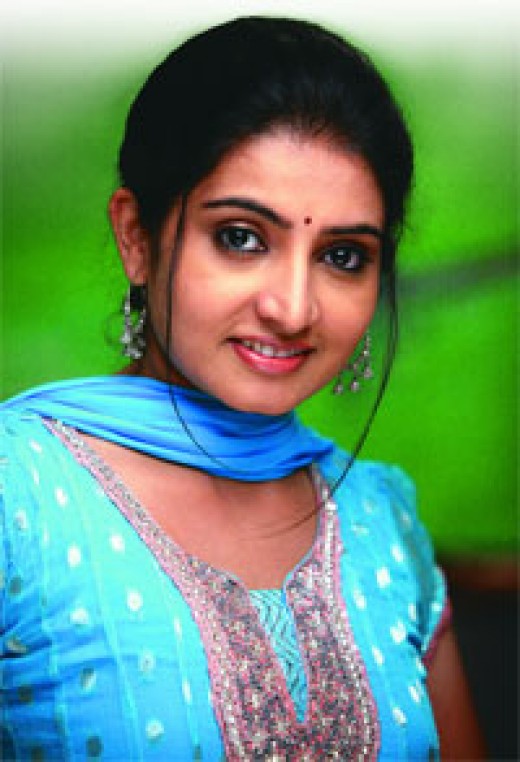 TV actress Sujitha photos hot images