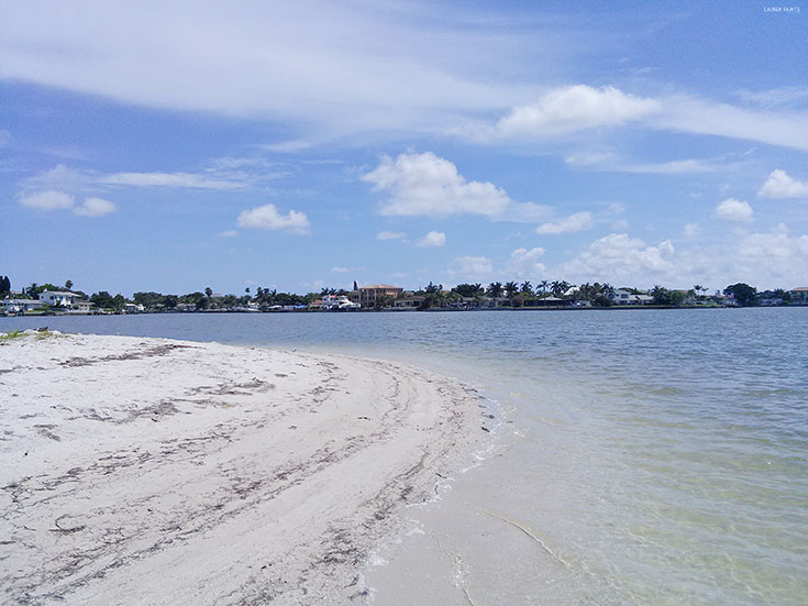 Lately I've been spending the day kayaking and then snacking on delicious fruit and veggie infused Outshine Bars! Learn more about these delicious snacks...