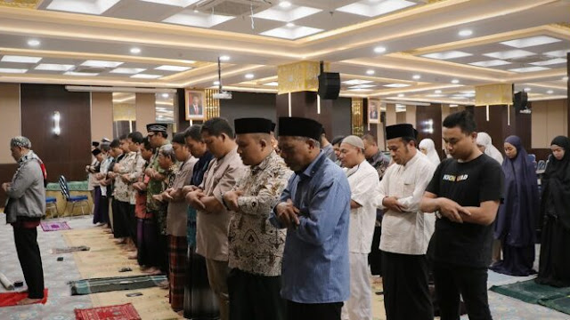 Syarat Menjadi Imam Salat Menurut Muhammadiyah