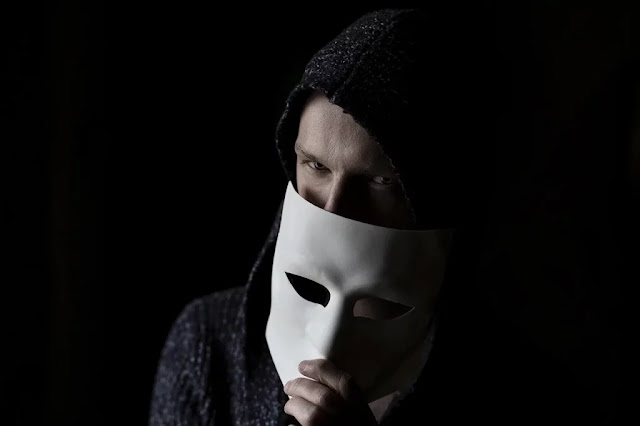 Anonymous in Web