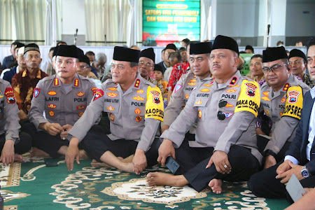   Kapolda Jateng Hadiri Kajian Ahad Pagi MTA Kota Surakarta, Ini Pesannya 