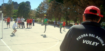 Encuentro Deportivo Juvenil en Piedra del Aguila