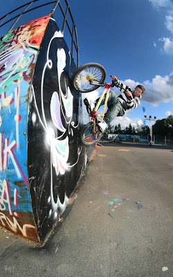 Amazing Bicycle Stunts Photography