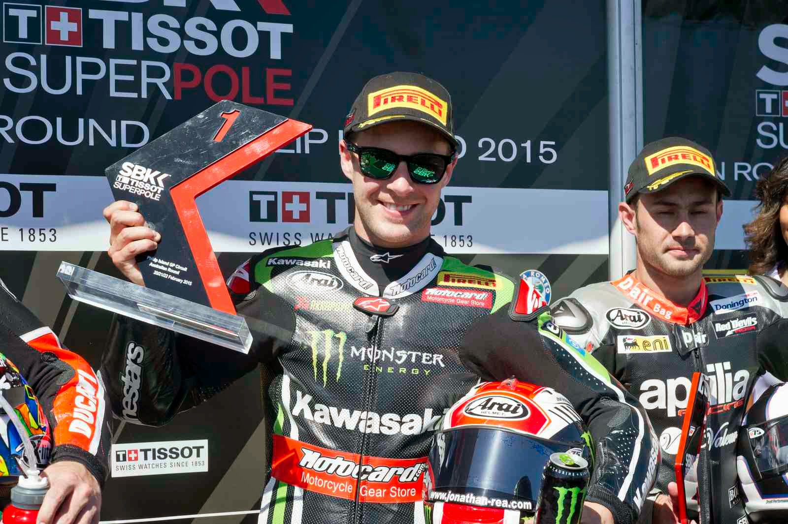 http://www.paddockrider.com/2015/02/haslam-gana-la-2-manga-de-sbk.html