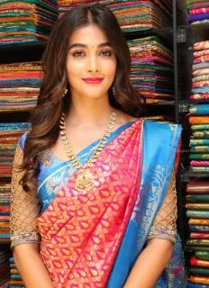 Pooja Hegde Family Husband Parents children's Marriage Photos