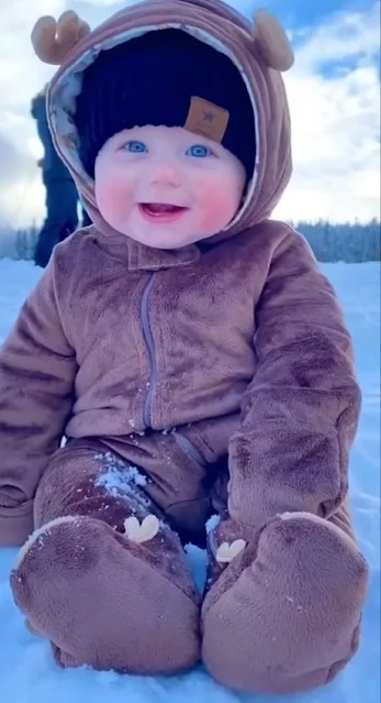 أطفال روسيا على الثلوج
