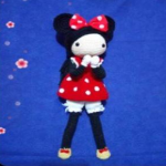 http://www.patronesmil.es/diy-muneca-minnie-amigurumi.html