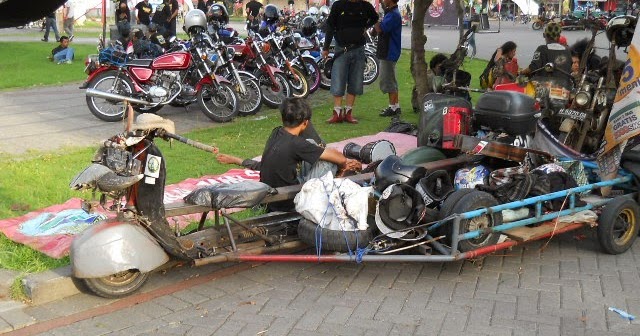 Foto Modifikasi Vespa Gembel Keren Unik Nyentrik