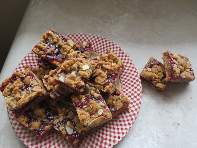 Raspberry Jam Bars