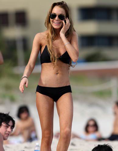 Lindsay Lohan Bikini Pics