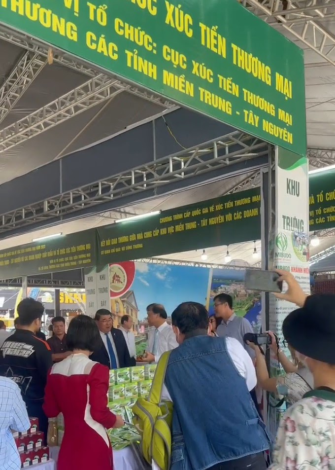 Rong nho Khánh Hiền tham gia Hội chợ xúc tiến thương mại tại Đà Nẵng. SEO: rong nho khanh hien Nha Trang