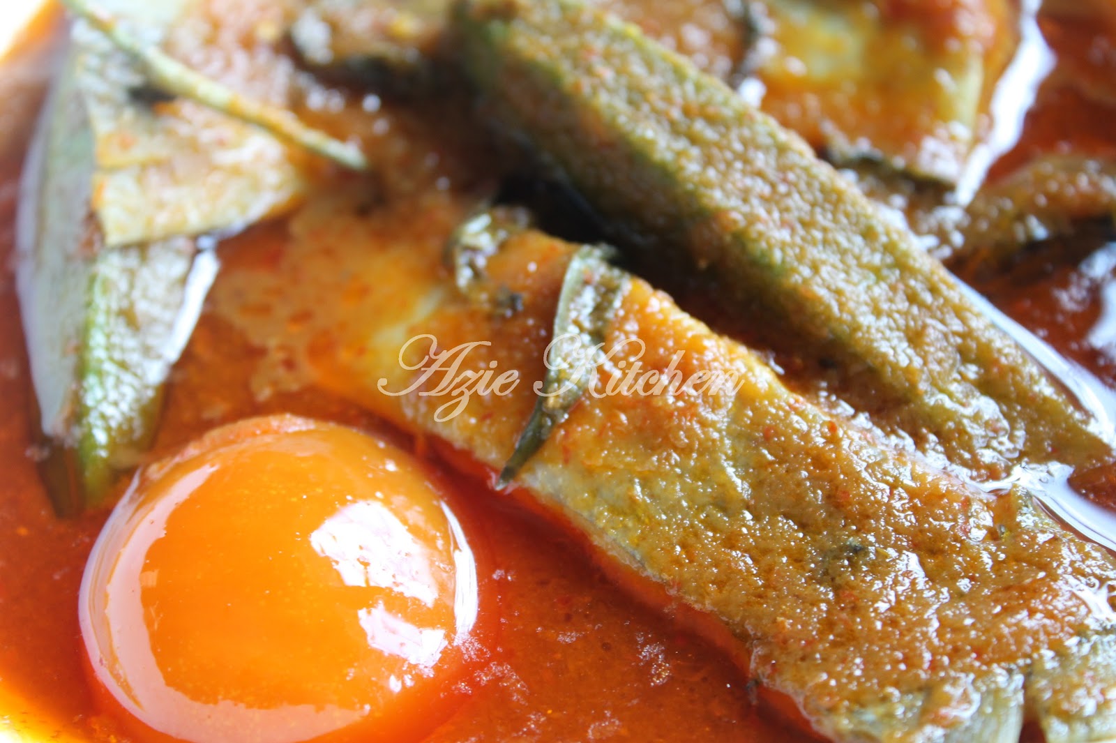 Masak Asam Pedas Ikan Bawal Putih - Azie Kitchen