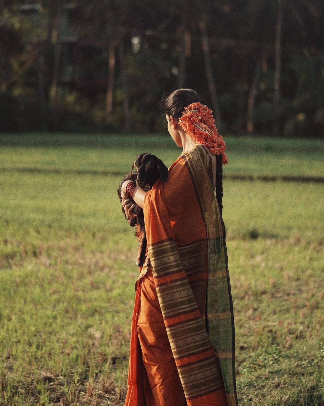 Dushara Vijayan Photoshoot in Saree