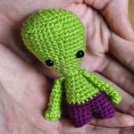 PATRON GRATIS ALIEN AMIGURUMI 21467